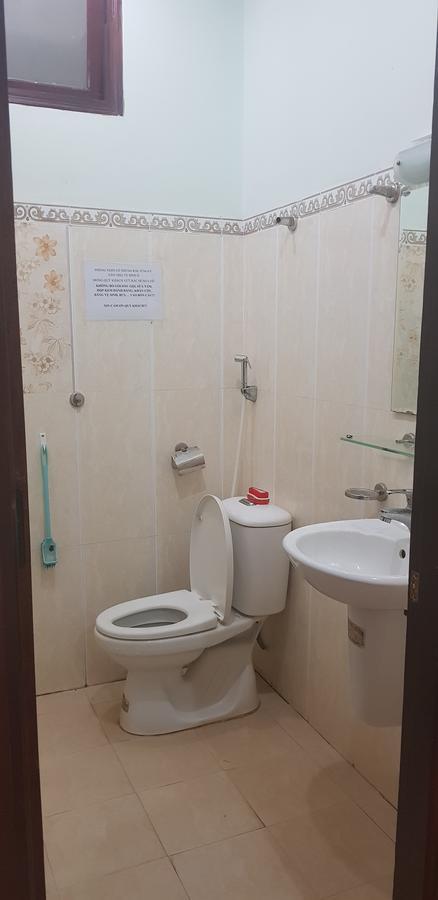 Manh Hung Hotel 부온마투옷 외부 사진
